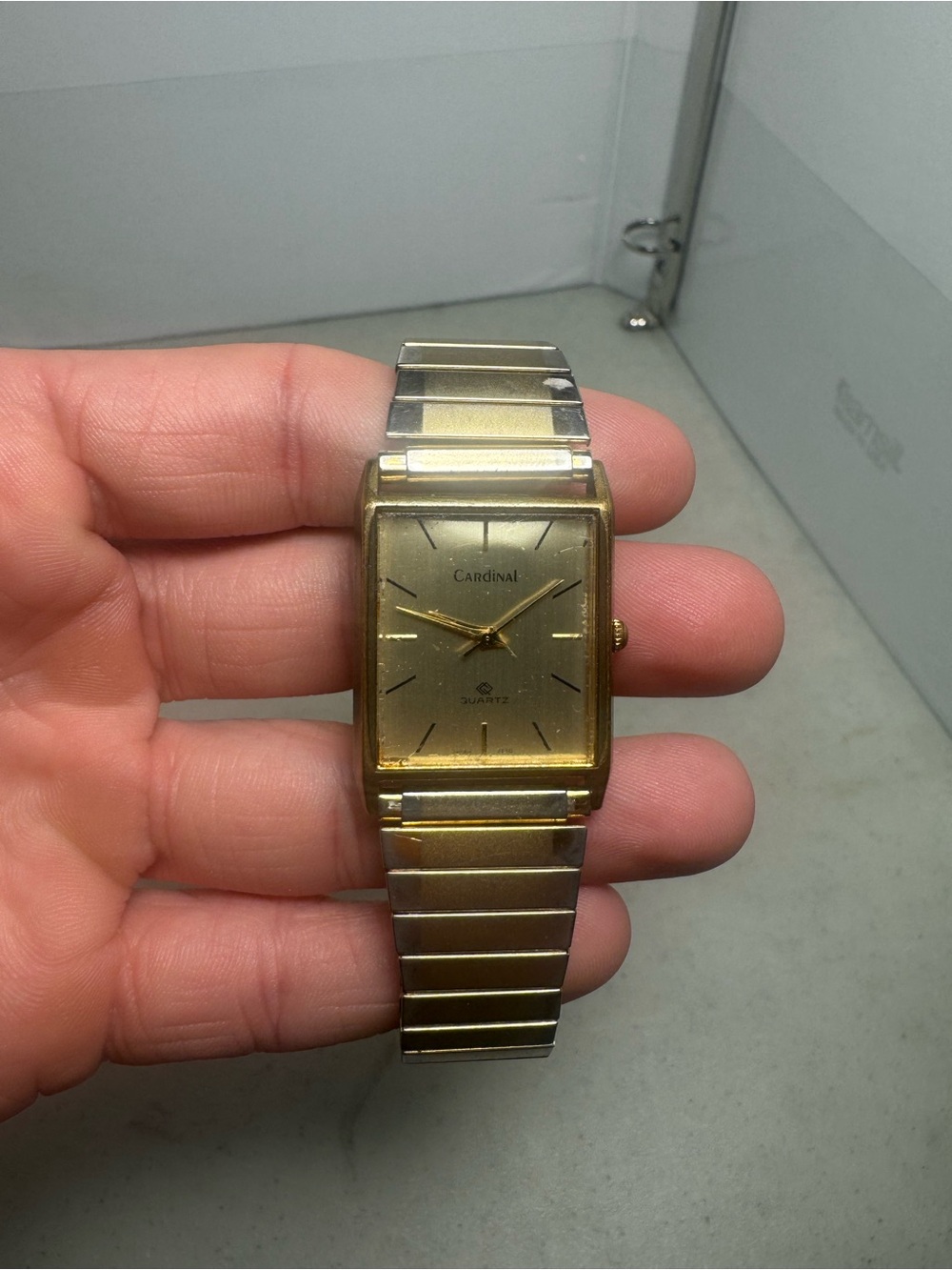 Vintage Women’s Cardinal Quartz Gold Tone Watch